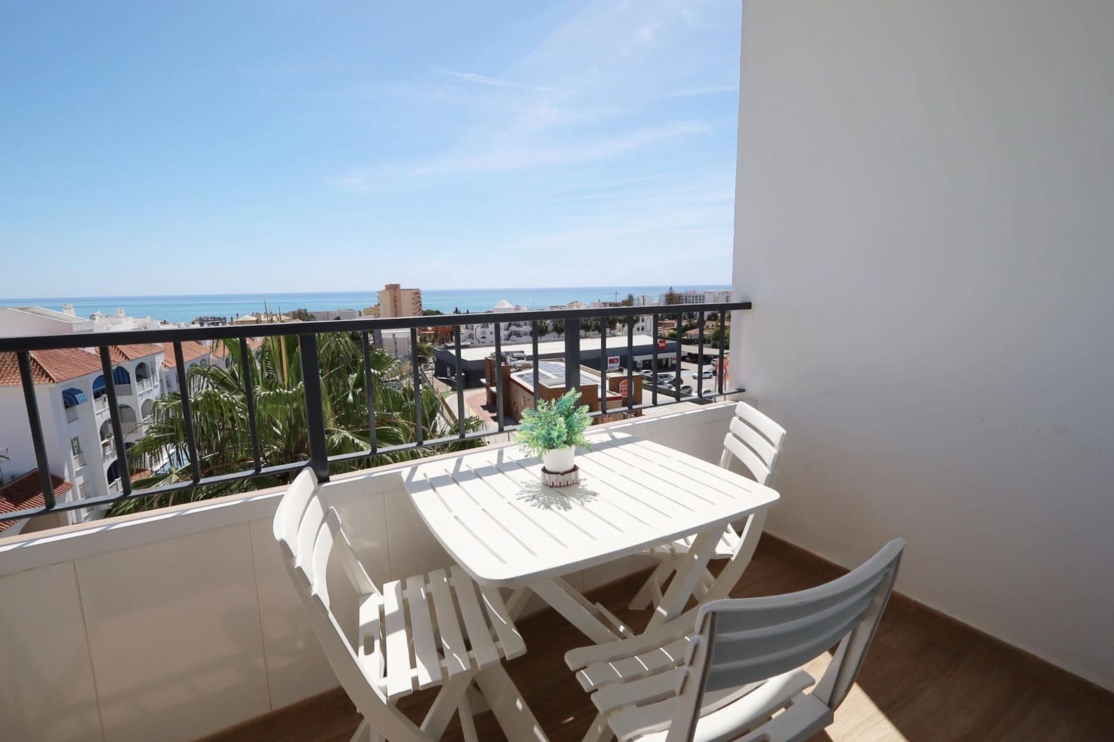 Appartement de 2 chambres à louer à Torremolinos avec garage - 1 250 € (Ref: 9773194)