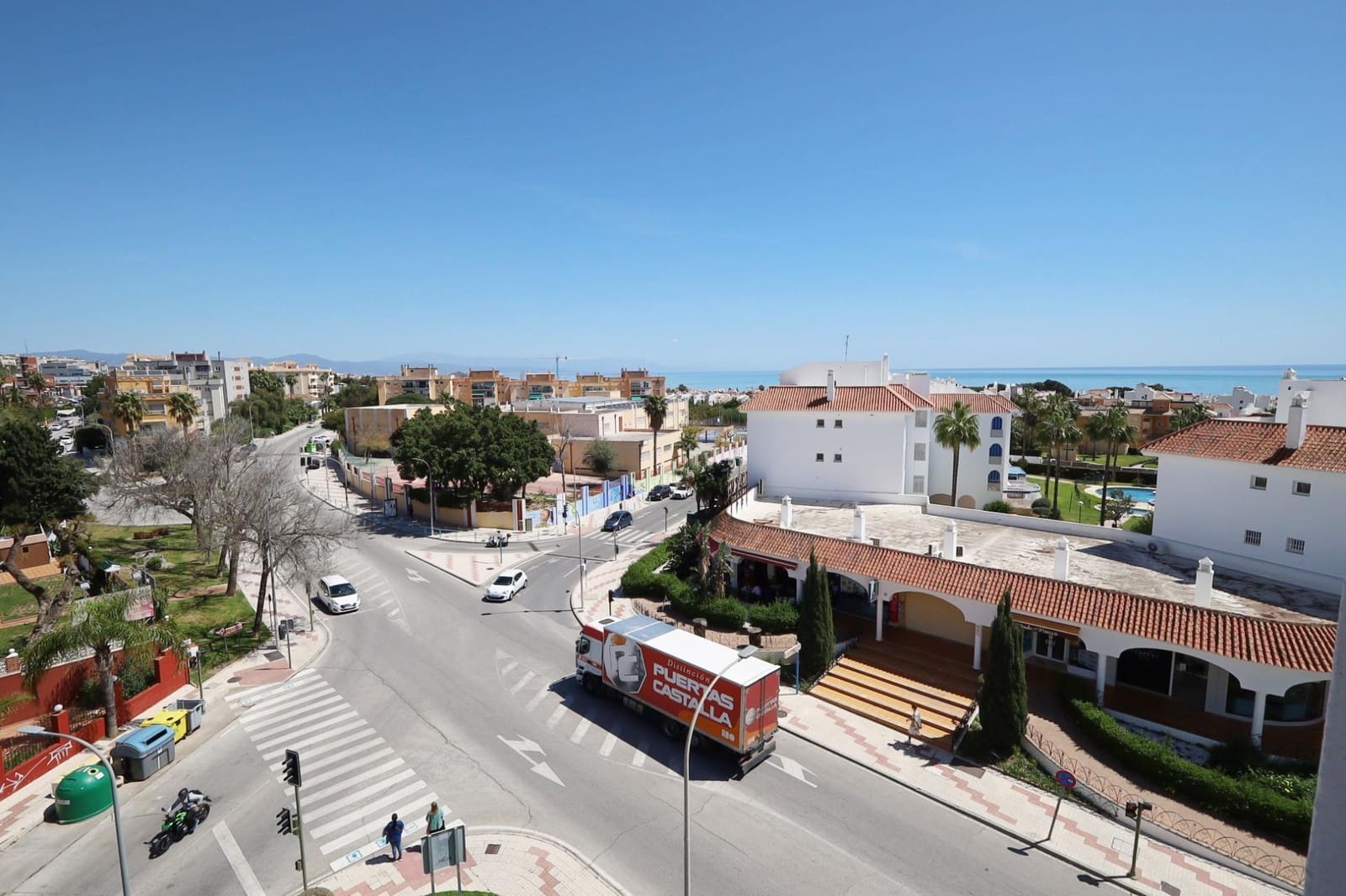 Appartement de 2 chambres à louer à Torremolinos avec garage - 1 250 € (Ref: 9773194)