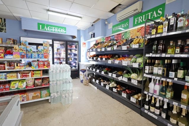 Kommersiell att hyra i Benalmádena - 1 250 € (Ref: 9773197)