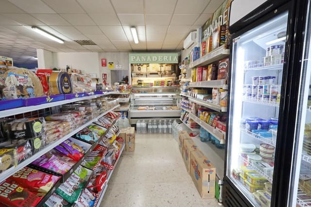 Kommersiell att hyra i Benalmádena - 1 250 € (Ref: 9773197)