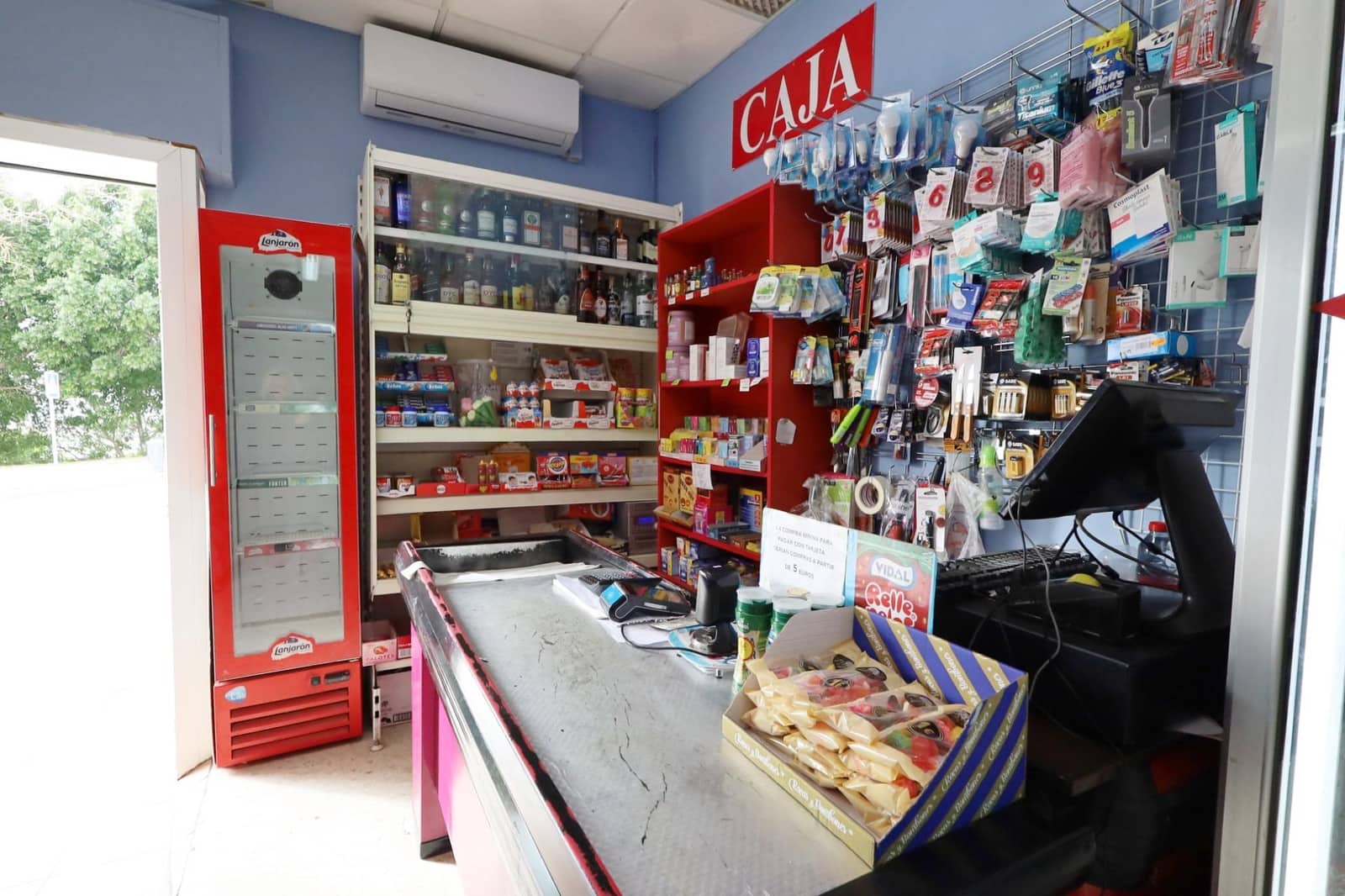 Local Commercial à louer à Benalmadena - 1 250 € (Ref: 9773197)