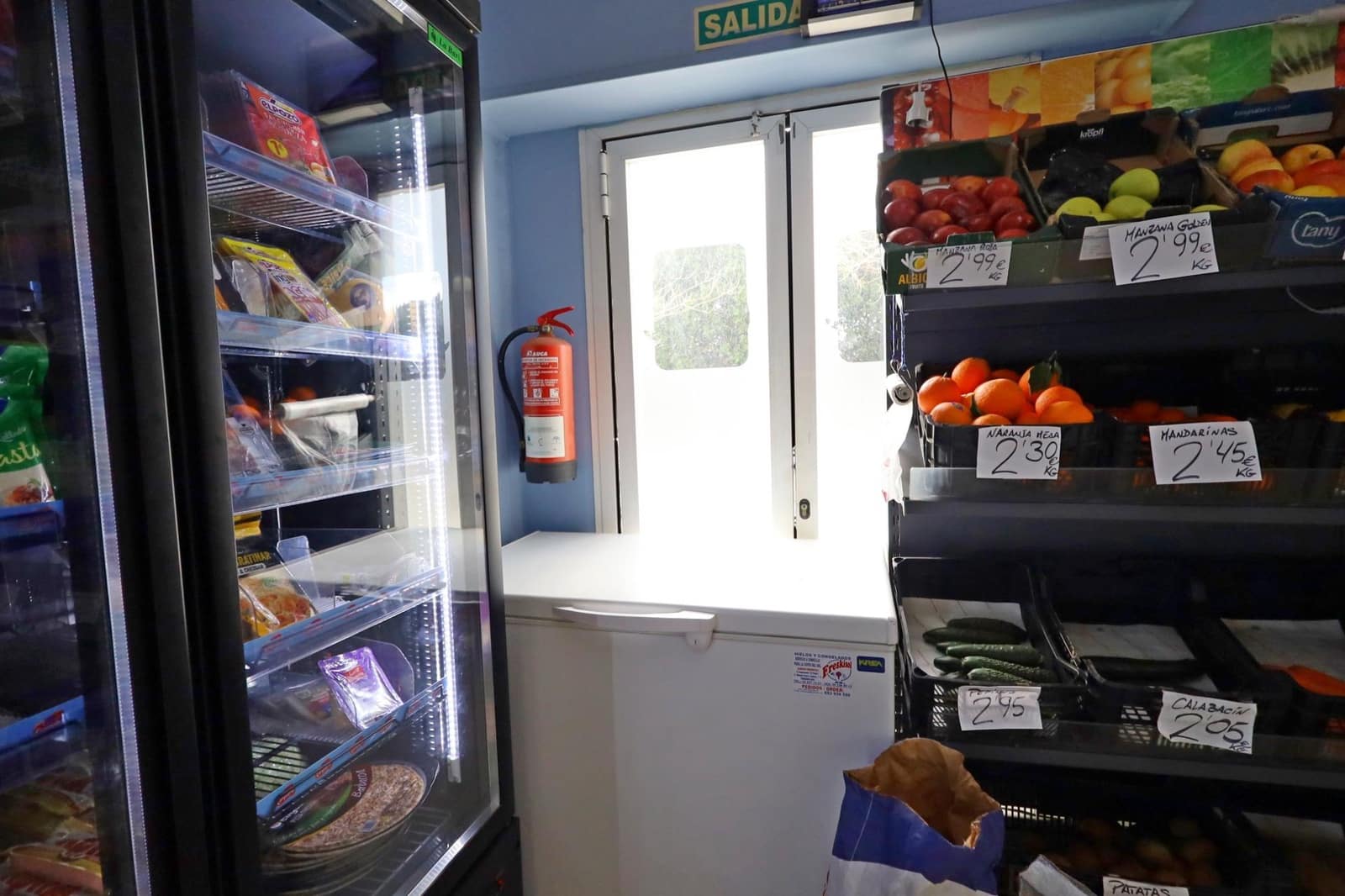 Local Commercial à louer à Benalmadena - 1 250 € (Ref: 9773197)