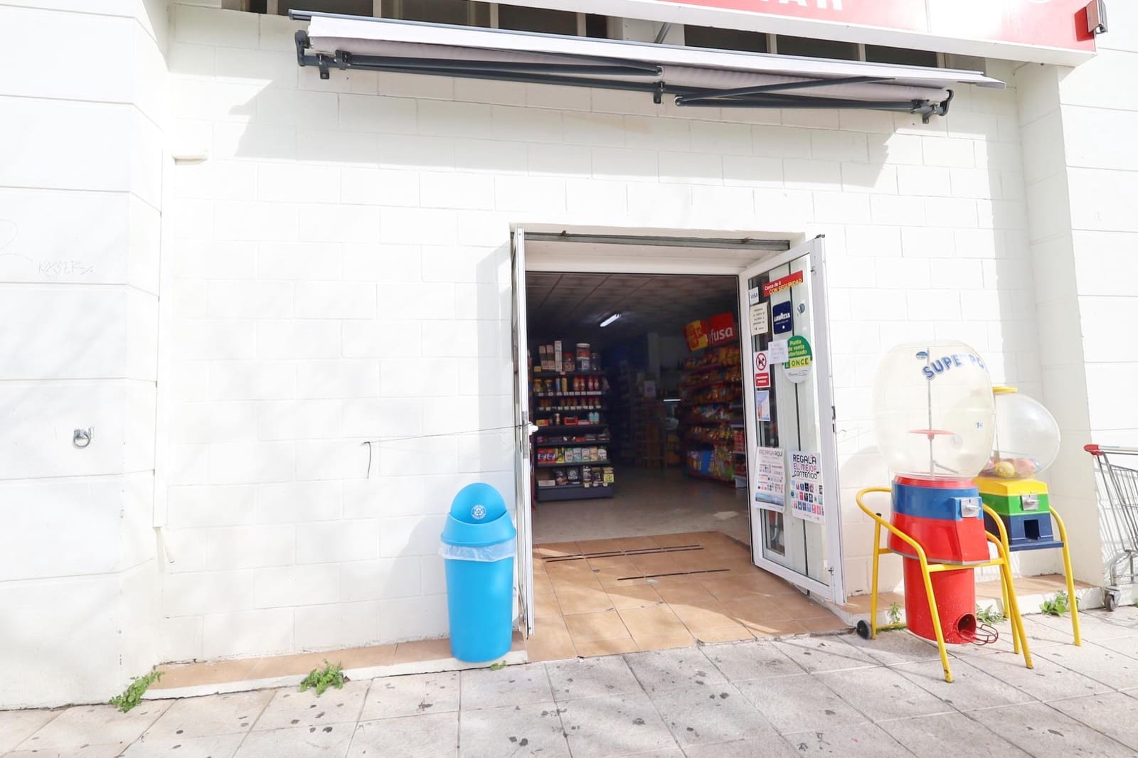 Local Commercial à louer à Benalmadena - 1 250 € (Ref: 9773197)