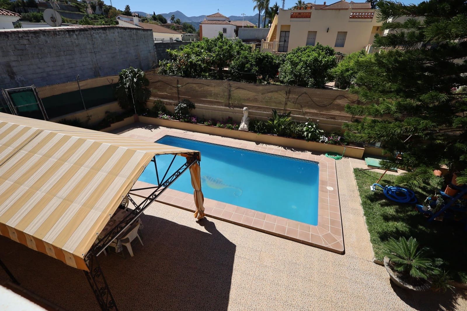5 camera da letto Villa in vendita in Alhaurin de la Torre con piscina garage - 570.000 € (Rif: 9778287)