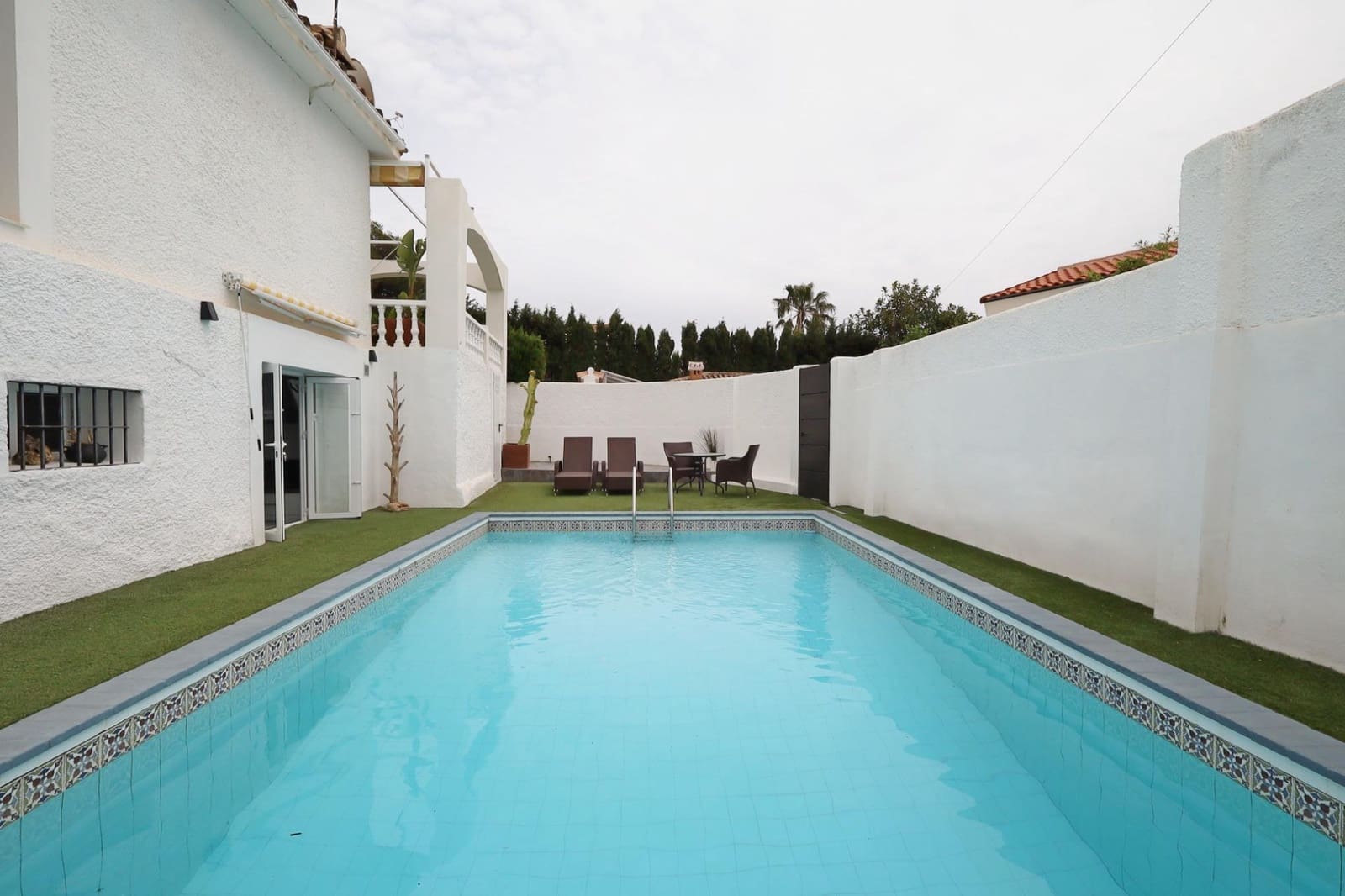 3 Zimmer Villa zu verkaufen in Benalmadena mit Pool Garage - 773.000 € (Ref: 9794805)