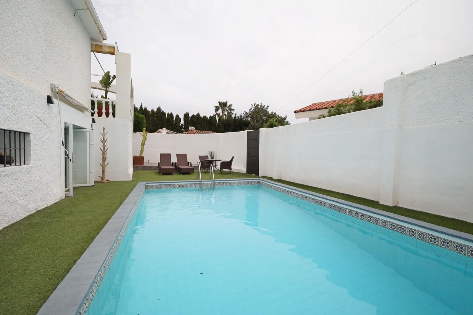 3 bedroom Villa for sale in Benalmadena with pool garage - € 773,000 (Ref: 9794805)
