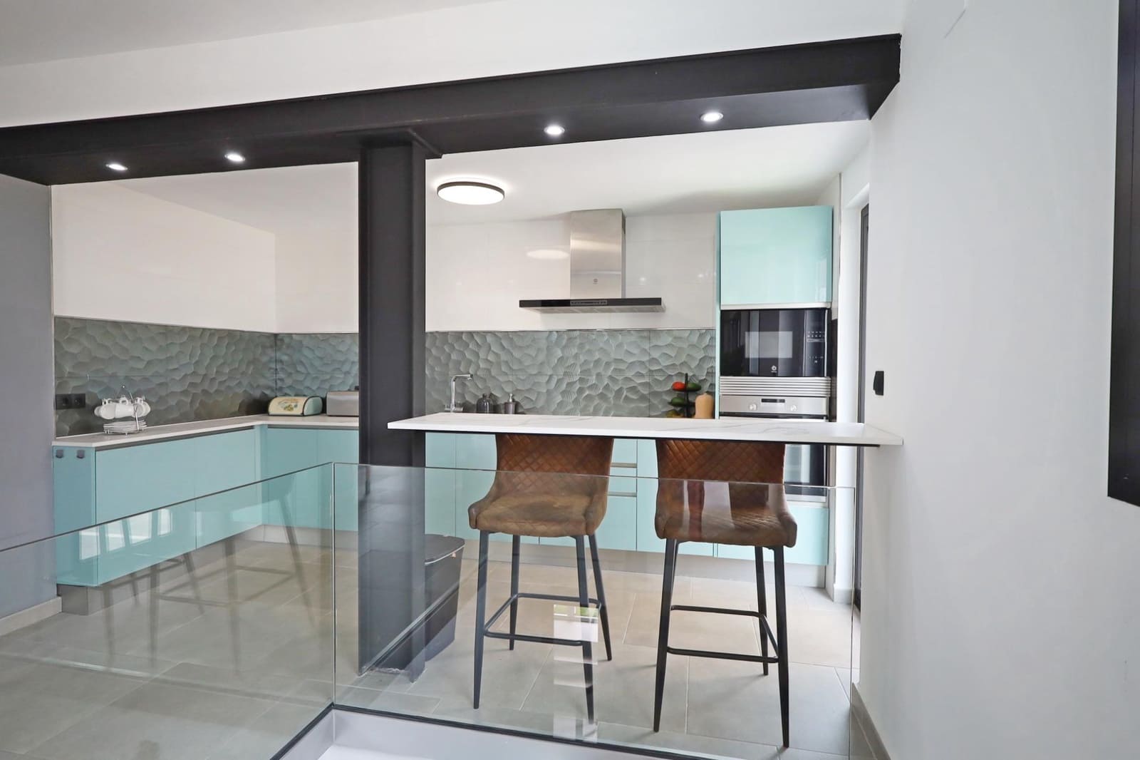 3 bedroom Villa for sale in Benalmadena with pool garage - € 773,000 (Ref: 9794805)