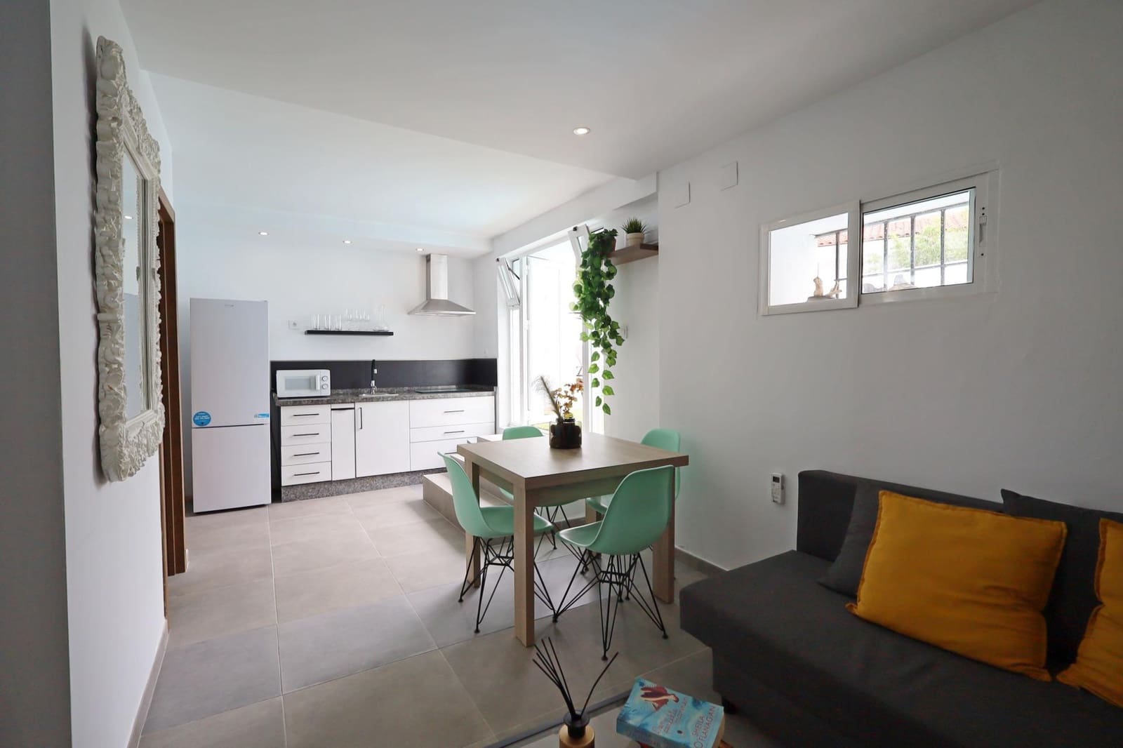 3 bedroom Villa for sale in Benalmadena with pool garage - € 773,000 (Ref: 9794805)