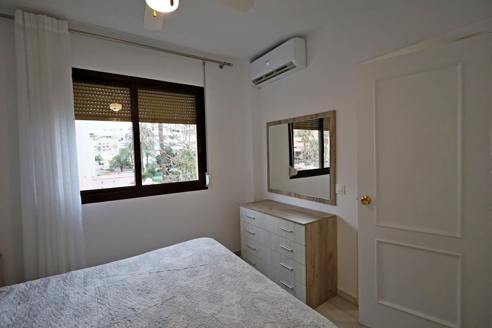 1 sovrum Lägenhet att hyra i Torremolinos med pool - 1 250 € (Ref: 9818014)