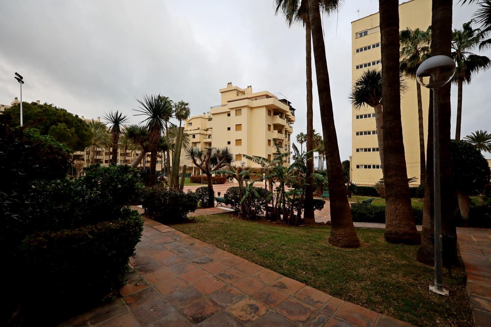 1 sovrum Lägenhet att hyra i Torremolinos med pool - 1 250 € (Ref: 9818014)