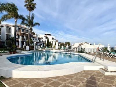 1 slaapkamer Appartement te koop in Mijas Golf met zwembad - € 209.000 (Ref: 9825395)