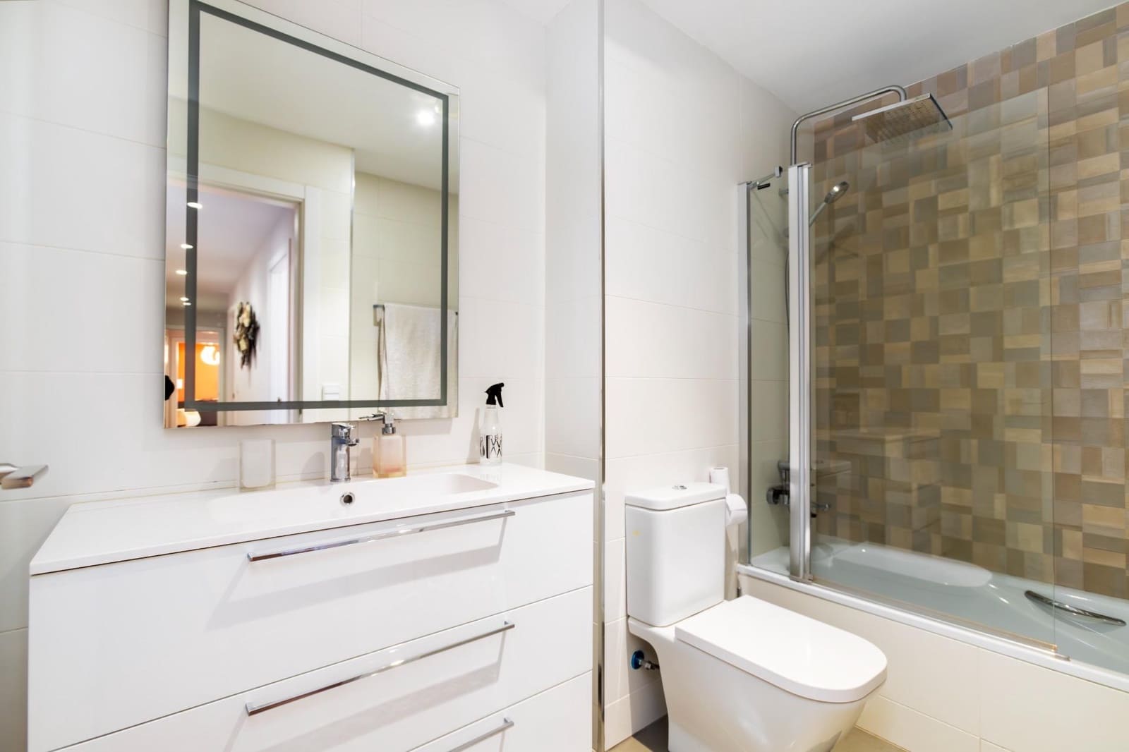 4 sypialnia Penthouse na sprzedaż w Miasto Malaga z basenem garażem - 950 000 € (Ref: 9843622)