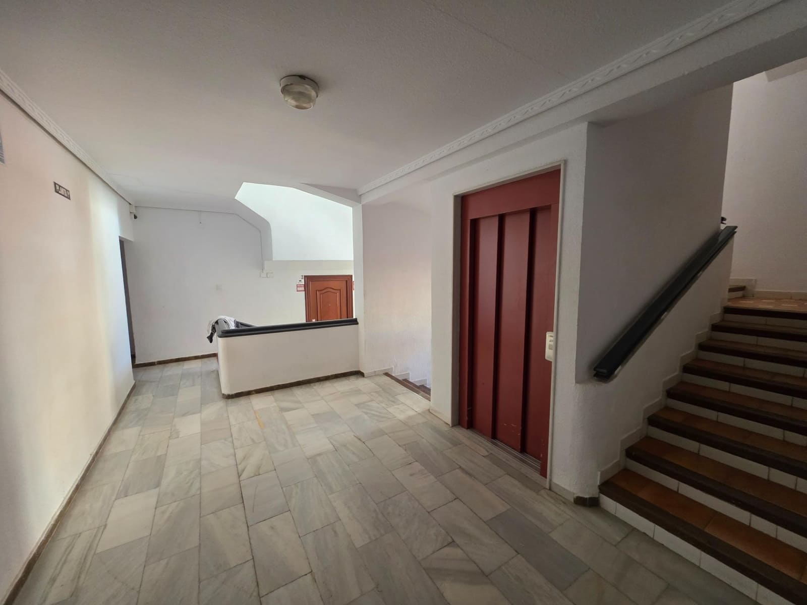 2 bedroom Studio for sale in Benalmadena Costa with pool - € 249,000 (Ref: 9860215)