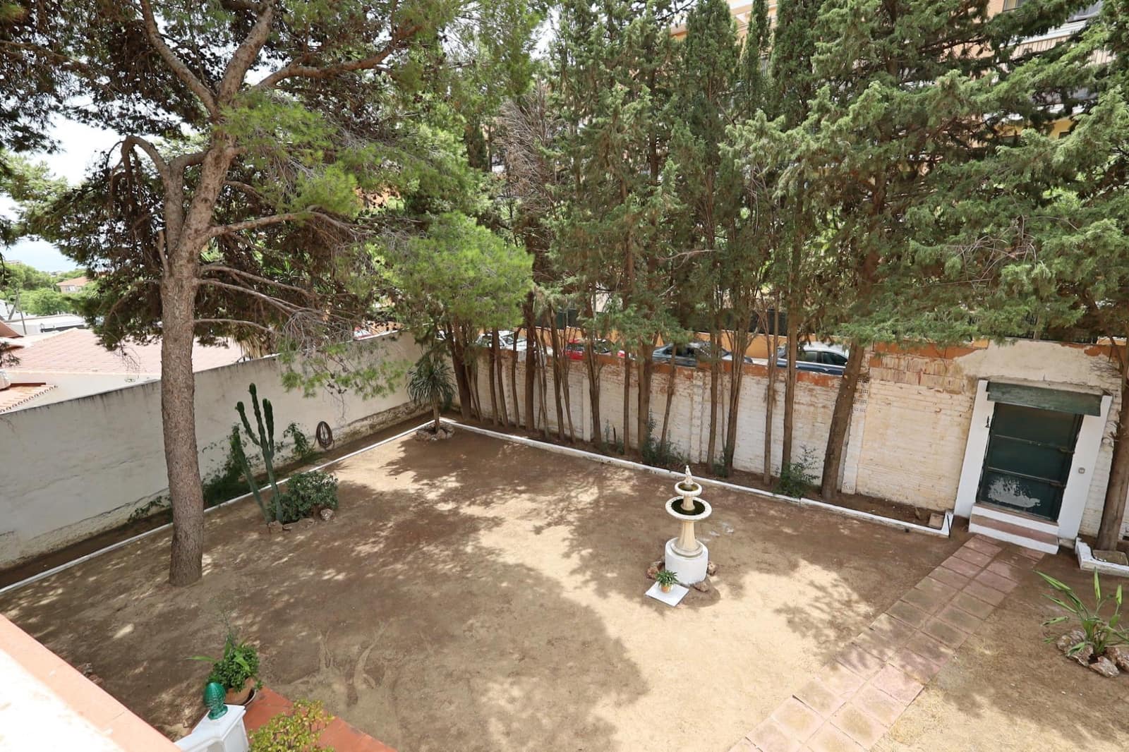 4 sypialnia Willa na sprzedaż w Torremolinos z basenem garażem - 850 000 € (Ref: 9892496)