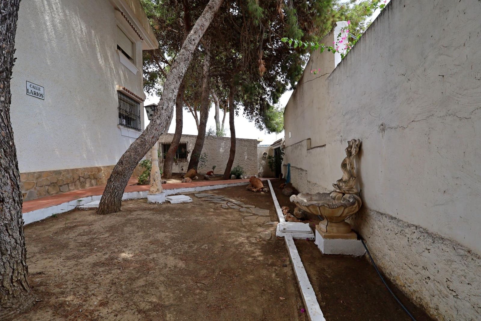 4 sypialnia Willa na sprzedaż w Torremolinos z basenem garażem - 850 000 € (Ref: 9892496)