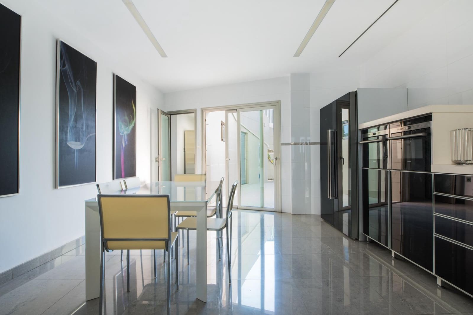 5 makuuhuone Huvila myytävänä paikassa Benalmadena mukana uima-altaan - 995 000 € (Ref: 9892497)