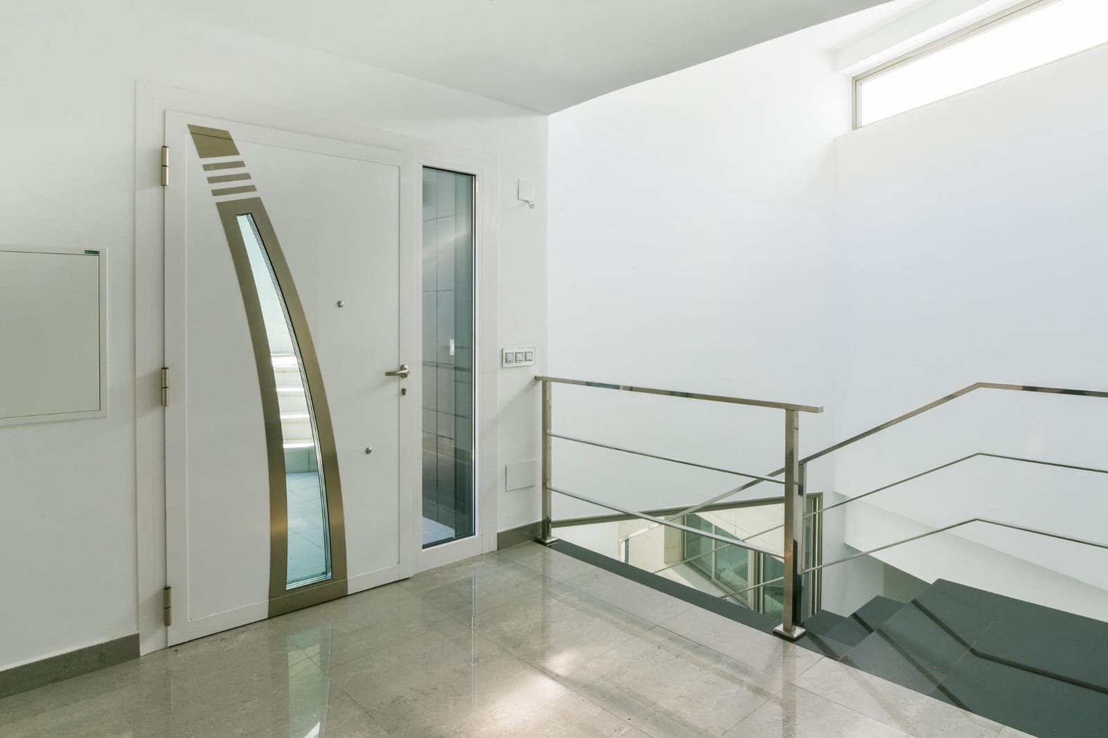 5 makuuhuone Huvila myytävänä paikassa Benalmadena mukana uima-altaan - 995 000 € (Ref: 9892497)