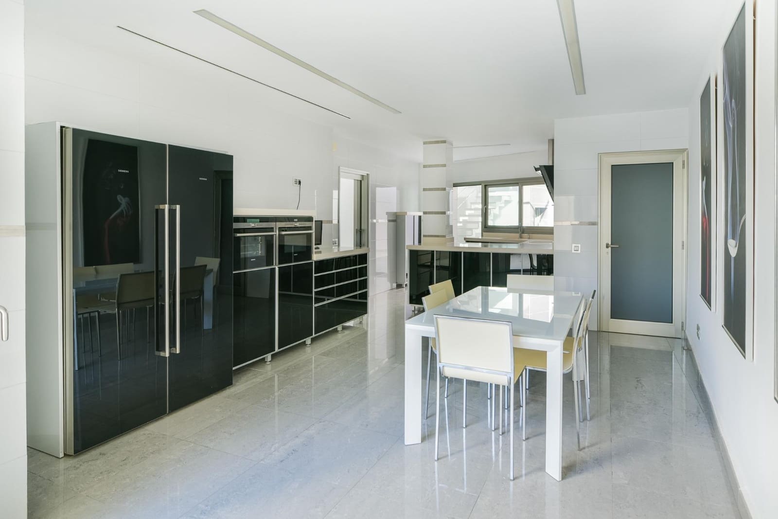 5 makuuhuone Huvila myytävänä paikassa Benalmadena mukana uima-altaan - 995 000 € (Ref: 9892497)