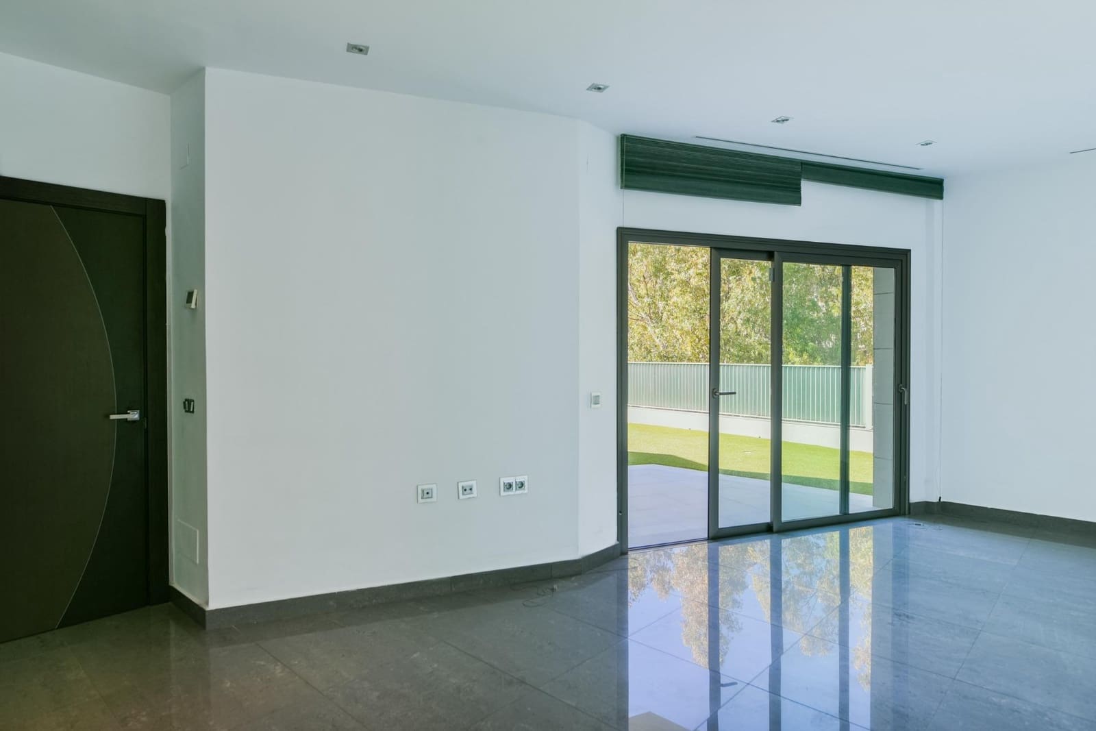 5 makuuhuone Huvila myytävänä paikassa Benalmadena mukana uima-altaan - 995 000 € (Ref: 9892497)