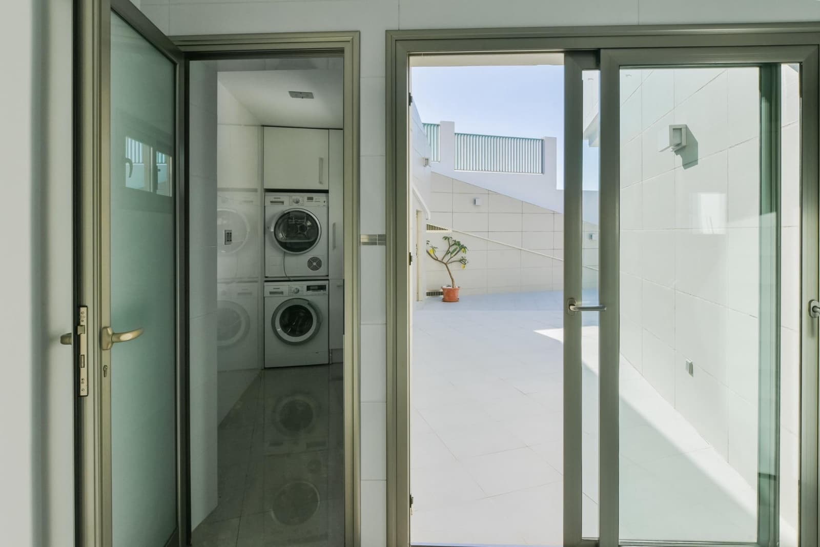 5 makuuhuone Huvila myytävänä paikassa Benalmadena mukana uima-altaan - 995 000 € (Ref: 9892497)
