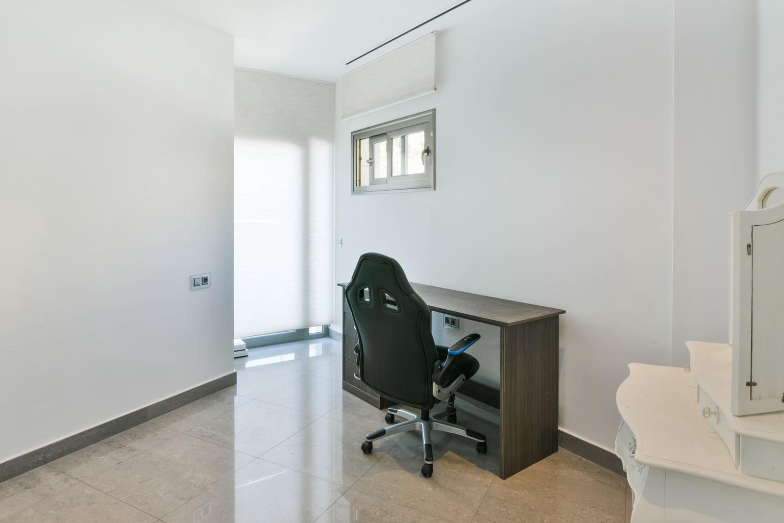 5 makuuhuone Huvila myytävänä paikassa Benalmadena mukana uima-altaan - 995 000 € (Ref: 9892497)