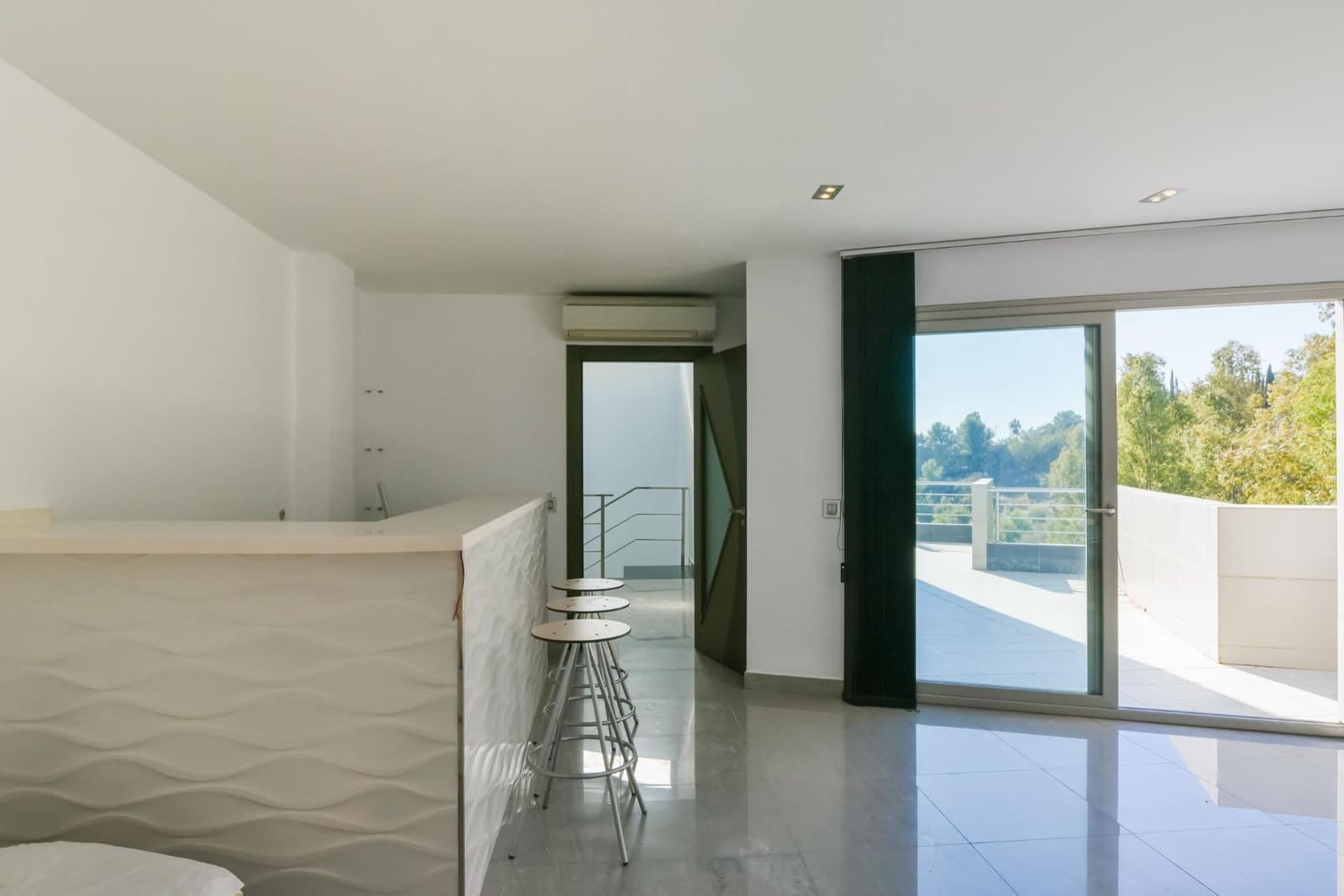 5 makuuhuone Huvila myytävänä paikassa Benalmadena mukana uima-altaan - 995 000 € (Ref: 9892497)
