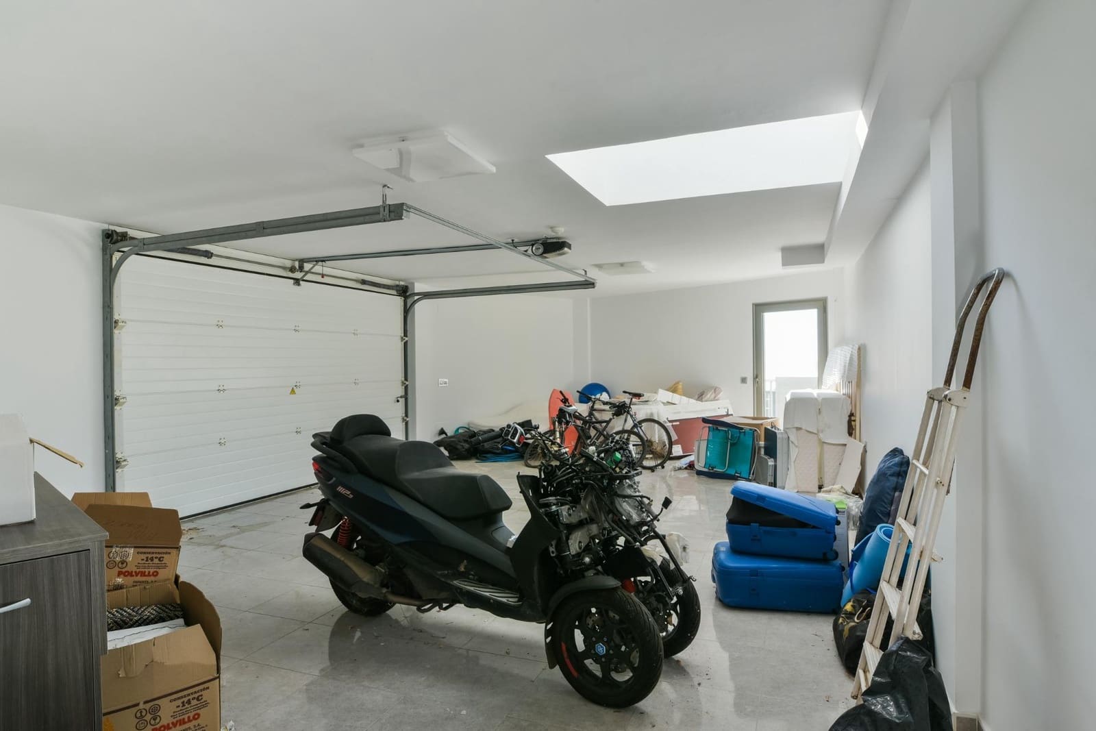 5 makuuhuone Huvila myytävänä paikassa Benalmadena mukana uima-altaan - 995 000 € (Ref: 9892497)