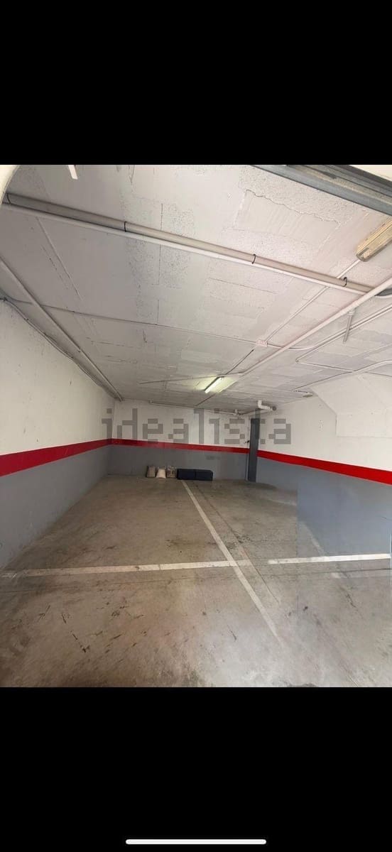 3 makuuhuone Rivitalo myytävänä paikassa Torremuelle mukana uima-altaan 
autotalli - 460 000 € (Ref: 9911170)