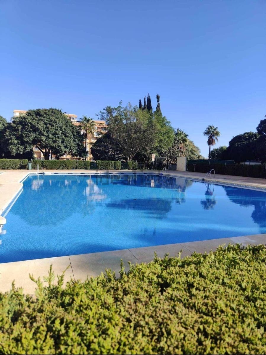 1 Zimmer Apartment zu verkaufen in Benalmadena mit Pool - 223.000 € (Ref: 9913291)
