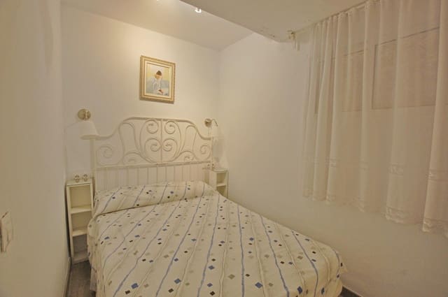 Appartement de 2 chambres à louer à Torremolinos - 1 200 € (Ref: 9915981)