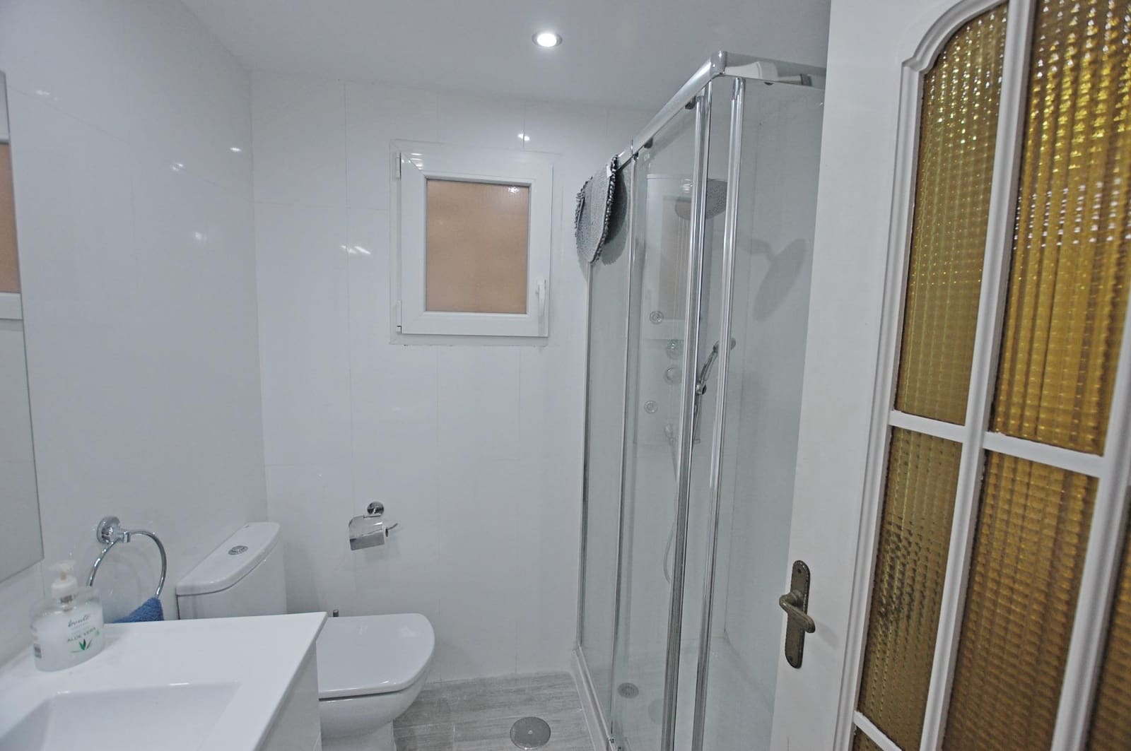 Appartement de 2 chambres à louer à Torremolinos - 1 200 € (Ref: 9915981)