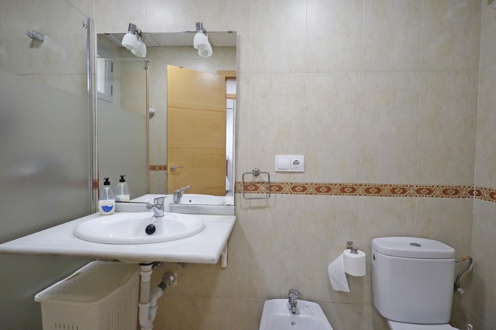 2 bedroom Flat for rent in Torremolinos with pool garage - € 1,350 (Ref: 9927528)