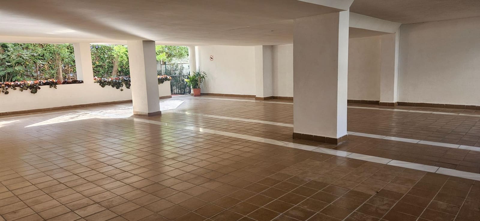 1 makuuhuone Huoneisto vuokrattavana paikassa Torremolinos mukana uima-altaan 
autotalli - 1 200 € (Ref: 9973434)