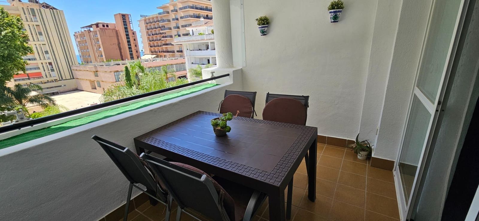 1 makuuhuone Huoneisto vuokrattavana paikassa Torremolinos mukana uima-altaan 
autotalli - 1 200 € (Ref: 9973434)