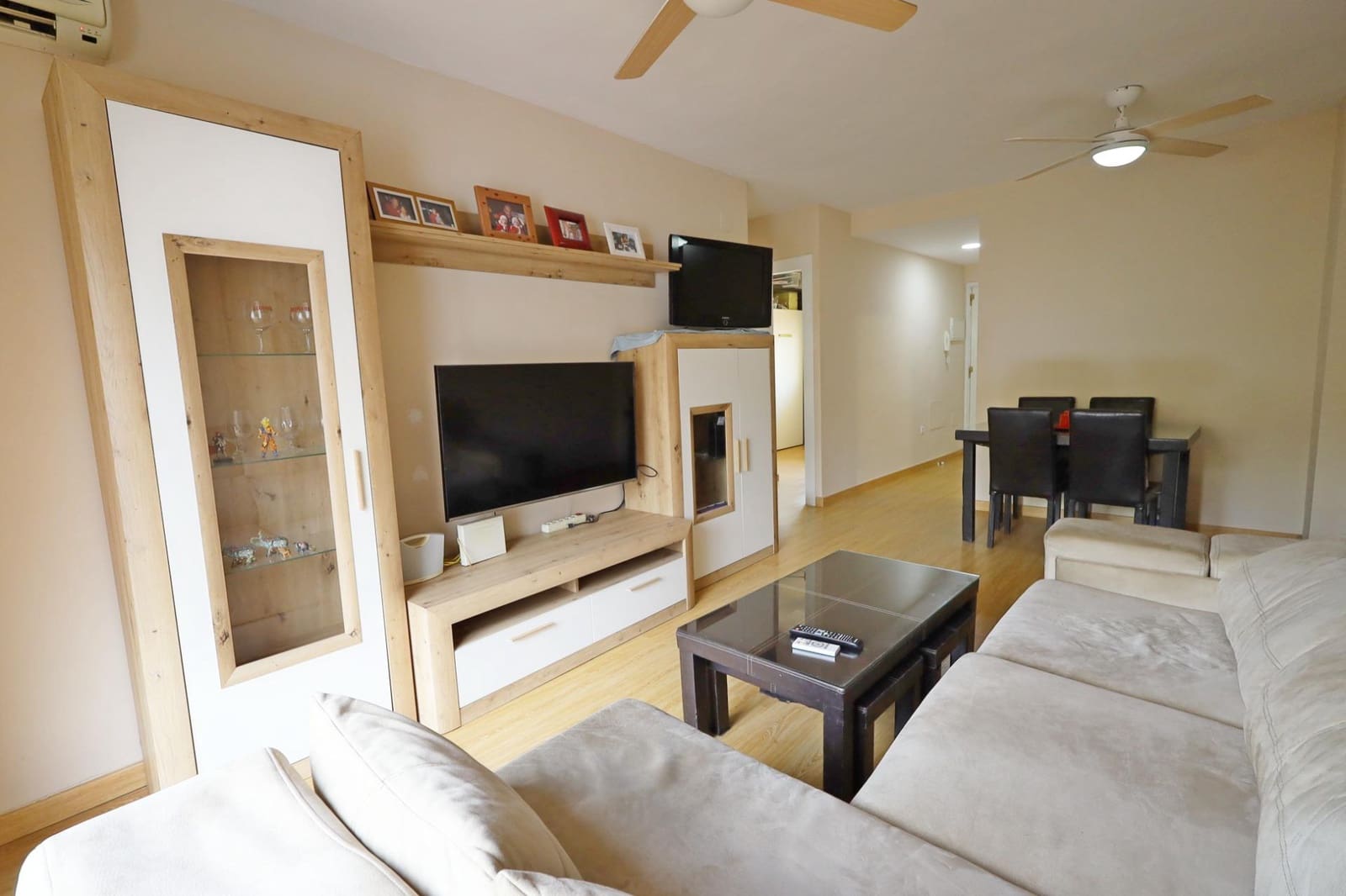 2 makuuhuone Kattohuoneisto vuokrattavana paikassa Torrequebrada mukana uima-altaan 
autotalli - 1 350 € (Ref: 9983104)