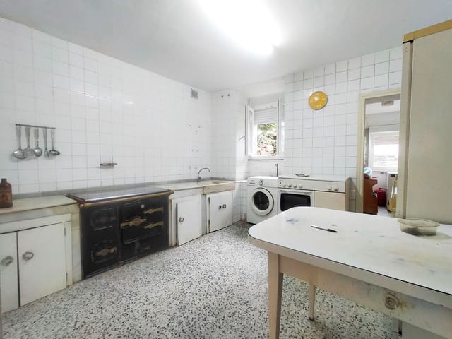 4 soverom Hus til salgs i Pravia med garasje - € 100 000 (Ref: 10046832)