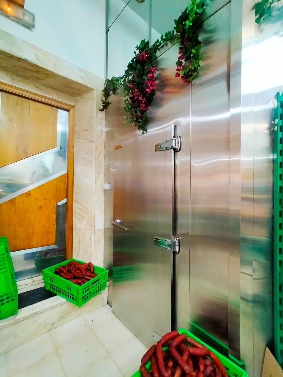Commercial for sale in Pravia - € 350,000 (Ref: 10090111)