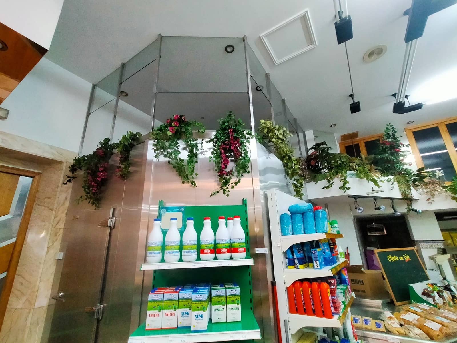 Commercial for sale in Pravia - € 350,000 (Ref: 10090111)