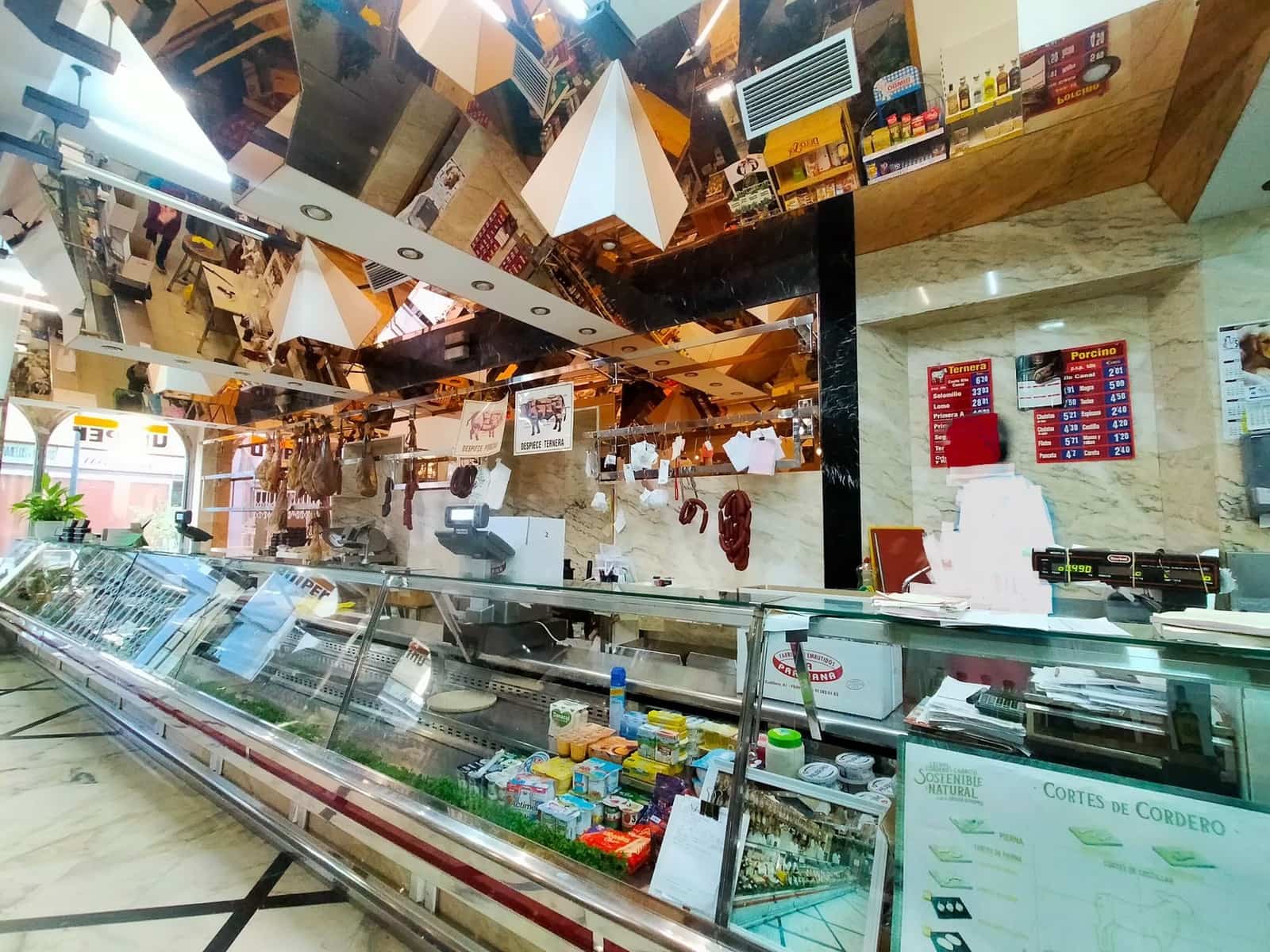 Commercial for sale in Pravia - € 350,000 (Ref: 10090111)