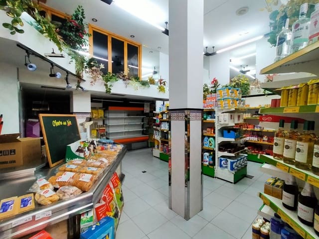 Commercieel te koop in Pravia - € 350.000 (Ref: 10090111)