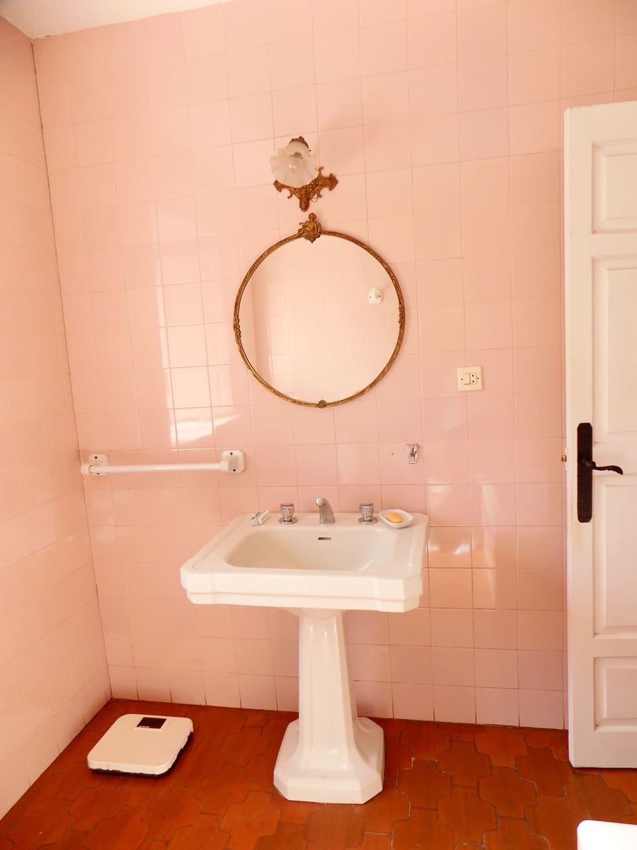 9 slaapkamer Villa te koop in Soto del Barco - € 595.000 (Ref: 4804255)