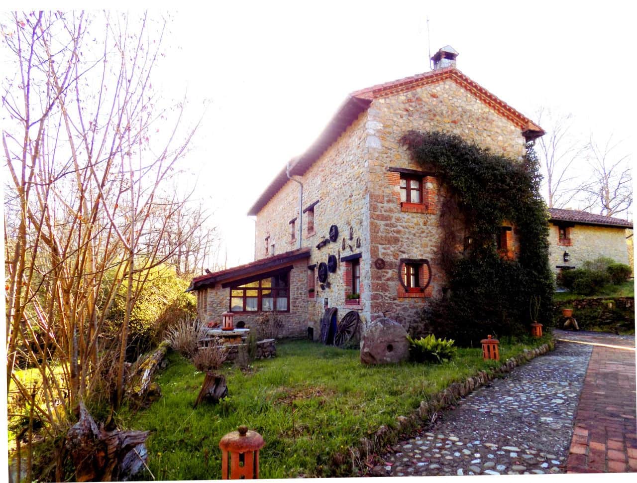 13 chambre Finca/Maison de Campagne à vendre à Llanes avec piscine - 850 000 € (Ref: 4805562)
