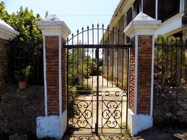 3 slaapkamer Villa te koop in Pravia met garage - € 420.000 (Ref: 4805571)