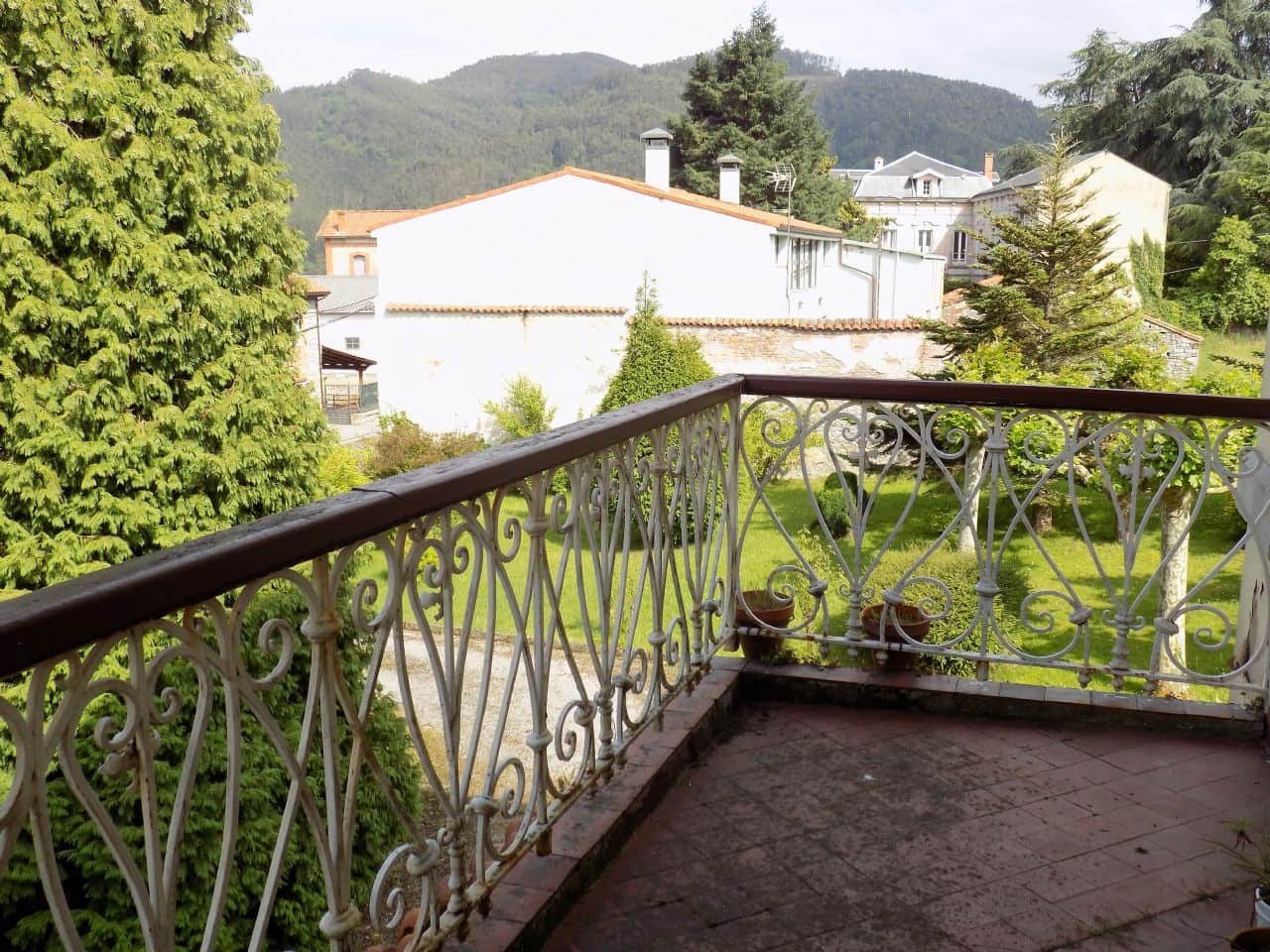 9 soveværelse Villa til salg i Pravia med garage - € 1.240.000 (Ref: 4805582)