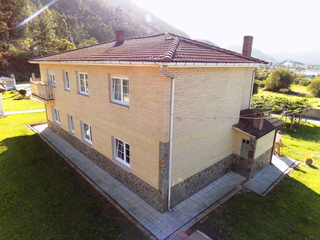 4 soveværelse Villa til salg i Pravia med garage - € 560.000 (Ref: 4805591)