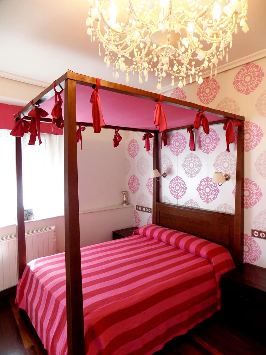 8 slaapkamer Villa te koop in Cudillero met garage - € 490.000 (Ref: 4835432)