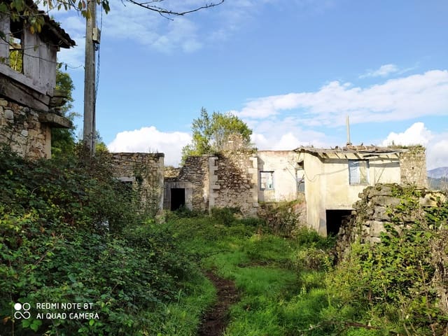 6 soveværelse Byhus til salg i Pravia - € 90.000 (Ref: 5618132)