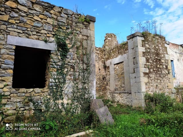 6 soveværelse Byhus til salg i Pravia - € 90.000 (Ref: 5618132)