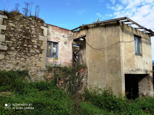 6 soveværelse Byhus til salg i Pravia - € 90.000 (Ref: 5618132)