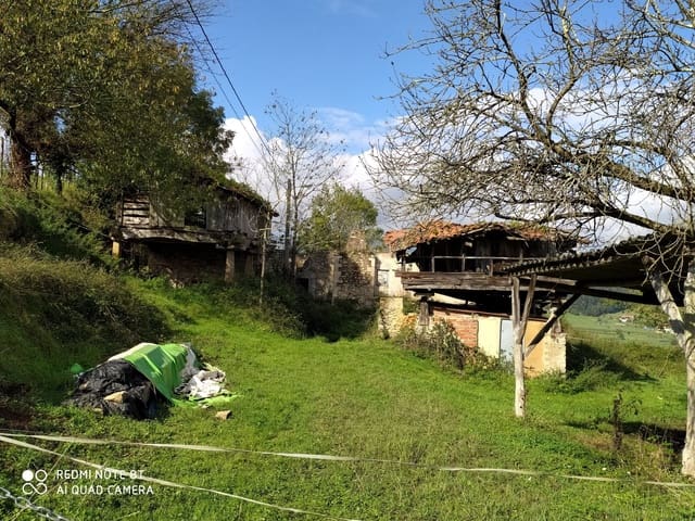 6 soveværelse Byhus til salg i Pravia - € 90.000 (Ref: 5618132)